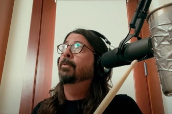 Dave Grohl is dropping covers for each night of Hanukkah & just covered Drake.